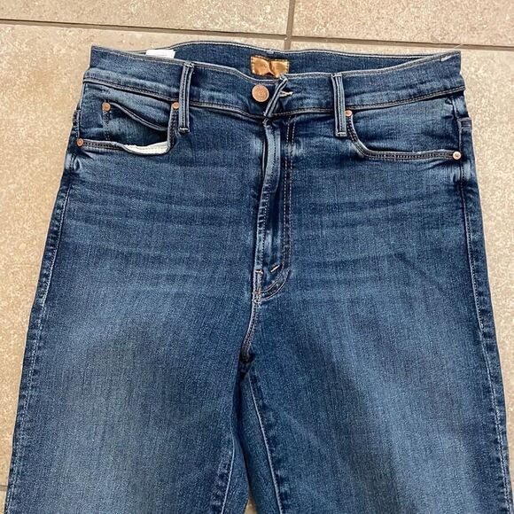 Mother Stunner Zip Ankle Step Fray Walking on Coals Jeans - Picture 3 of 7